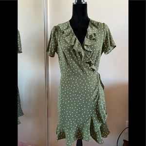 Green Polka dot summer dress size M